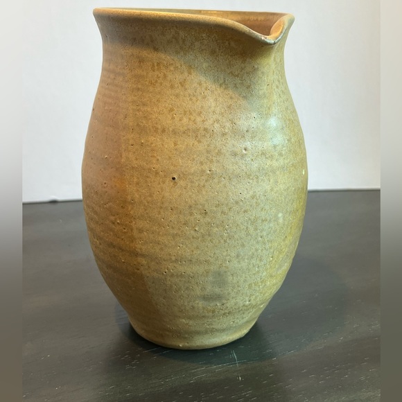 VTG ‘61 T. Smith Pottery Stoneware Pitcher. Handmade. - Picture 4 of 9